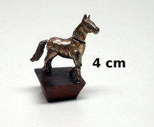 cheval miniature sur socle,collection, vitrine, paard, horse tp8-16
