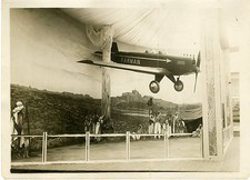 "Diorama représentant un avion FARMAN 1931" Photo originale G. DEVRED (Agce ROL)
