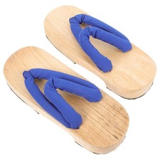 Des Pantoufles Japonaises Pour