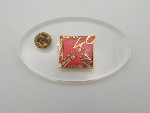 Pin alcool champagne - pin's,