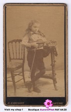 ENFANT MUSICIEN & SON VIOLON, INSTRUMENT MUSIQUE, CDV COUGOT à CONSTANTINE -AA20