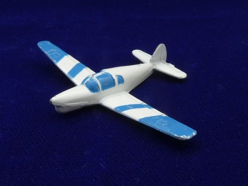 Mignon cute cij 168 - mignon, avion