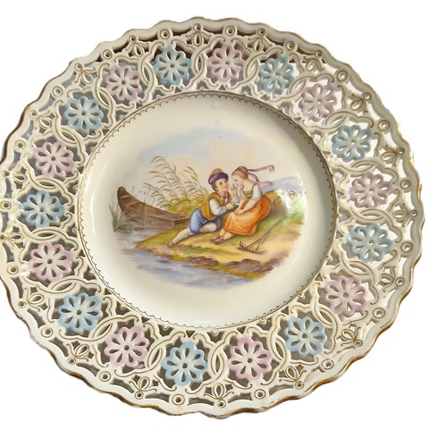 Meissen reticulated cabinet