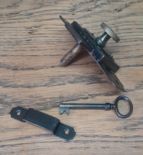 Ancienne serrure verrou avec - ,