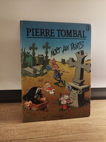 Pierre tombal mort aux - aux, dents