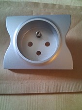 enjoliveur Doigt De Prise 2P+T Alumat Sagane Legrand Réf 87740 