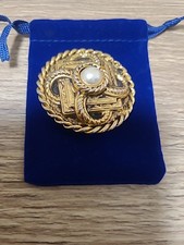 Broche Charlie Revlon , Perle