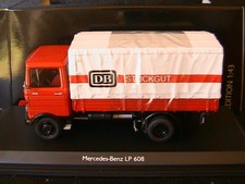 CAMION MERCEDES BENZ BACHE