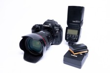 Canon EOS 5D Mark IV + zoom
