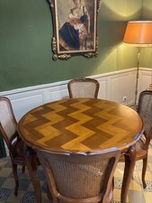 Table à manger ronde vintage en merisier + 2 rallonges + 4 chaises cannées 