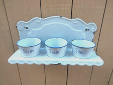 ANCIEN PORTE SAVON D ATELIER