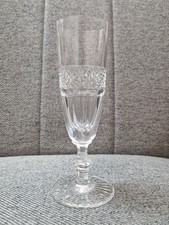 1 flute a champagne en cristal
