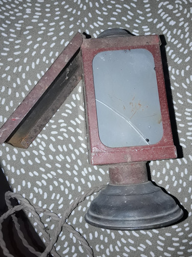 Lampe ancienne dans - ancienne, son
