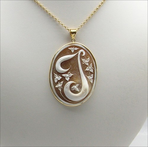 Pendentif jaune 18 kt - or,