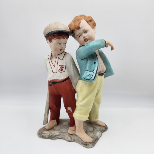 Figurine vintage crown regal - vintage,