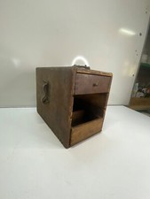 Ancienne caisse en bois avec