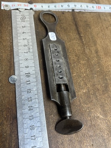 Filière horloger serrurier - filière, horloger,