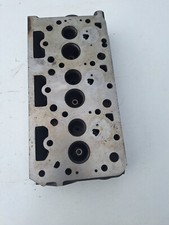 Culasse nue occasion de moteur KUBOTA D902 éprouvée et surfaçée 