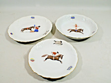 SERVICE DE 3 ASSIETTES POUR