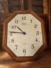 Horloge murale vintage Trophy ancien modèle rétro pour collectionneur décoration