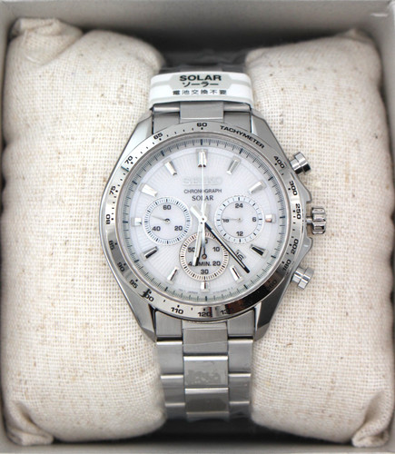 Montre solaire blanche seiko - montre,