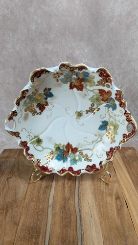 Plat décoratif ancien - , en