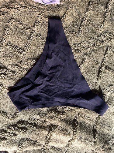 String femme microfibre noir