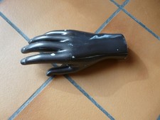 main femme droite  ouverte  de