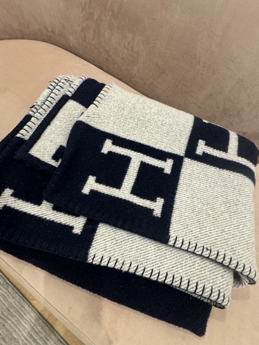 Hermes avalon blanket - blanket,