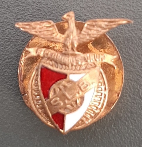 Rare insigne football - rare, benfica