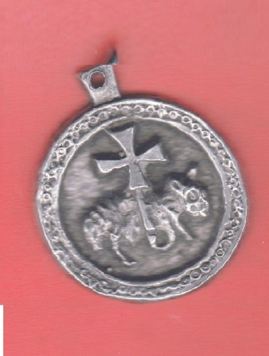 Très ancien médaillon - très,
