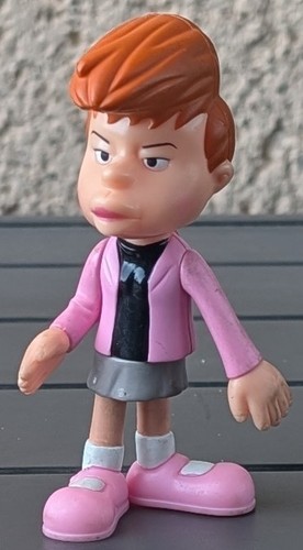 Figurine nadia mcdonald - nadia, mcdonald's