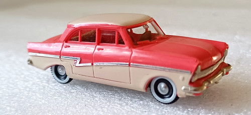 Brekina voiture ford taunus - voiture,
