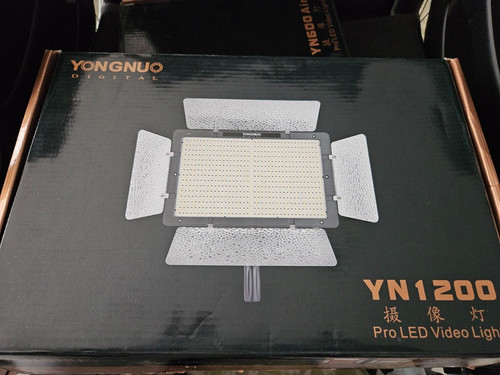 Yongnuo 1200 pro led - yn-1200,