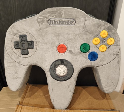 Coussin nintendo museum - nintendo,