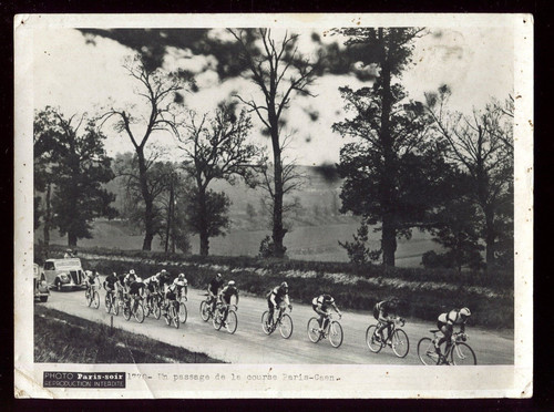 Antique photo sport - antique,