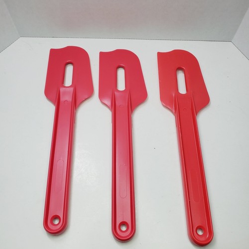 Tupperware paddle scraper - paddle,
