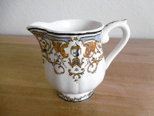 POT A LAIT FAIENCE GIEN DECOR