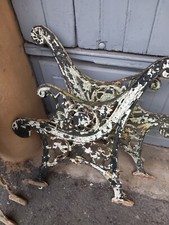 2 paires de banc anciens plus paires de pied banc