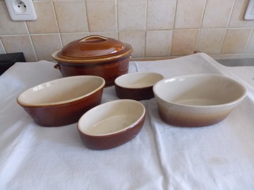 Lot petits plats en grés - petits,