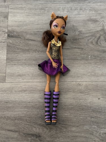 Monster high doll - monster, clawdeen