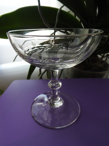 Baccarat ancienne coupe - coupe, a