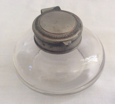 encrier ancien - en verre, bouchon en métal