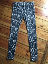 Pantalon skinny, ZARA WOMAN, taille 34, taille moyenne Bund, imprimé animal, l. ciré, occasion - L