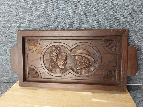 Ancien plateau bois - , sculpté
