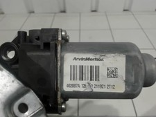 Leve vitre electrique avant gauche RENAULT KANGOO 2 PHASE 1 807213441R
