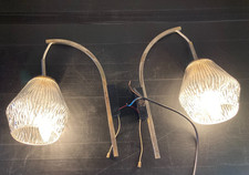 Paire appliques vintage en métal et diffuseur verre suspendu tirette Années 60