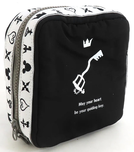 Kingdom hearts keyblade multi - kingdom,