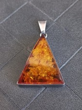pendentif en ambre bijou en