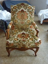 PAIRE DE FAUTEUILS STYLE